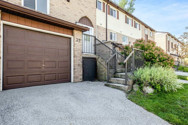 52 Adelaide Street 32 — photo 1