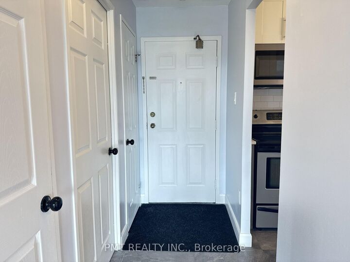 Property Photo:  65 Highland Crescent 303  ON N2M 5M8 