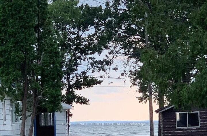 Property Photo: 550 Lakeshore Drive 9 ON P1A 2E6