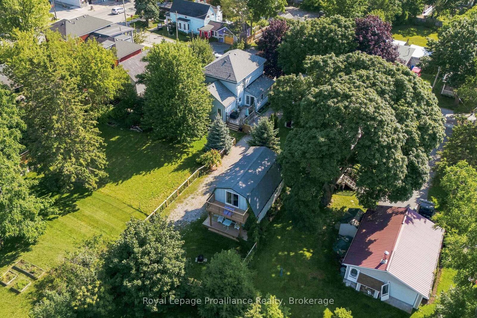 Property Photo: 28 West Street ON K0K 3L0