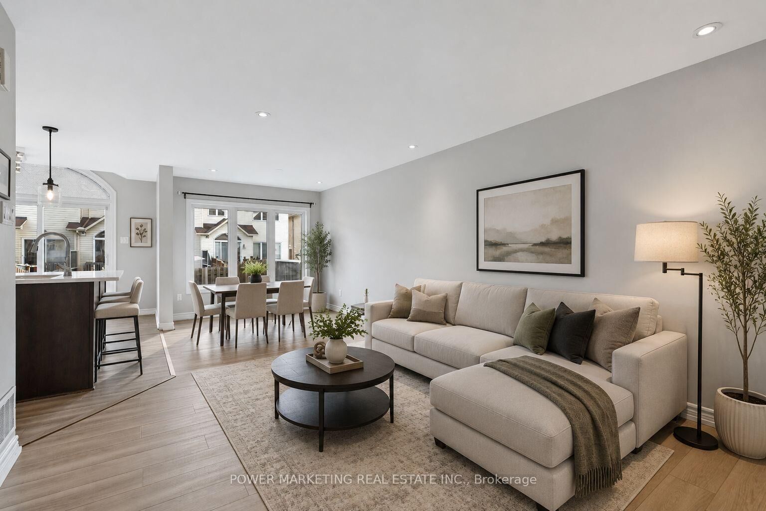 Property Photo: 245 Silvermoon Crescent ON K4A 0P8