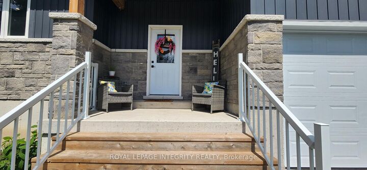 Property Photo: 6 Union Street ON K0E 1L0
