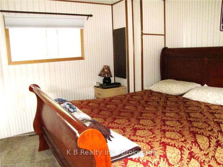 Property Photo: 36 Worthington Way ON K7K 5C3