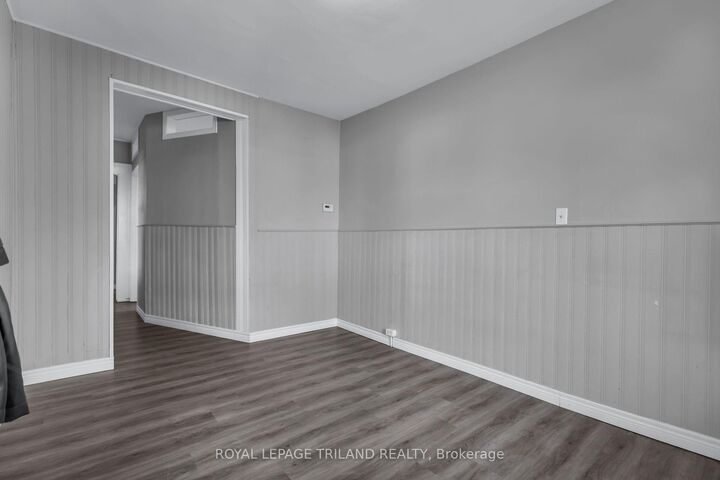 Property Photo:  23 Lydia Street A  ON N5R 3Z8 