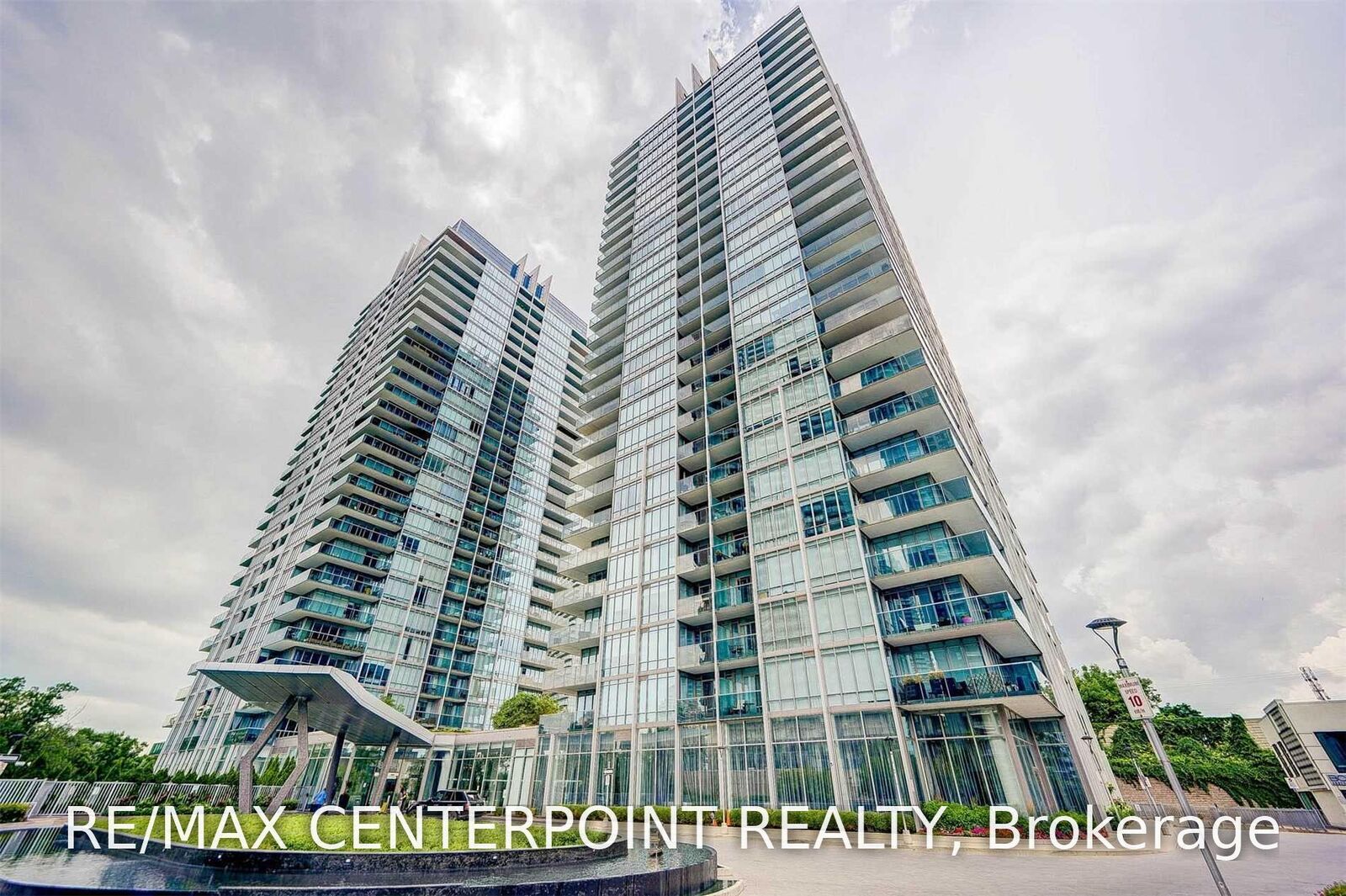 Property Photo:  88 Park Lawn Road 801  ON M8Y 0B5 