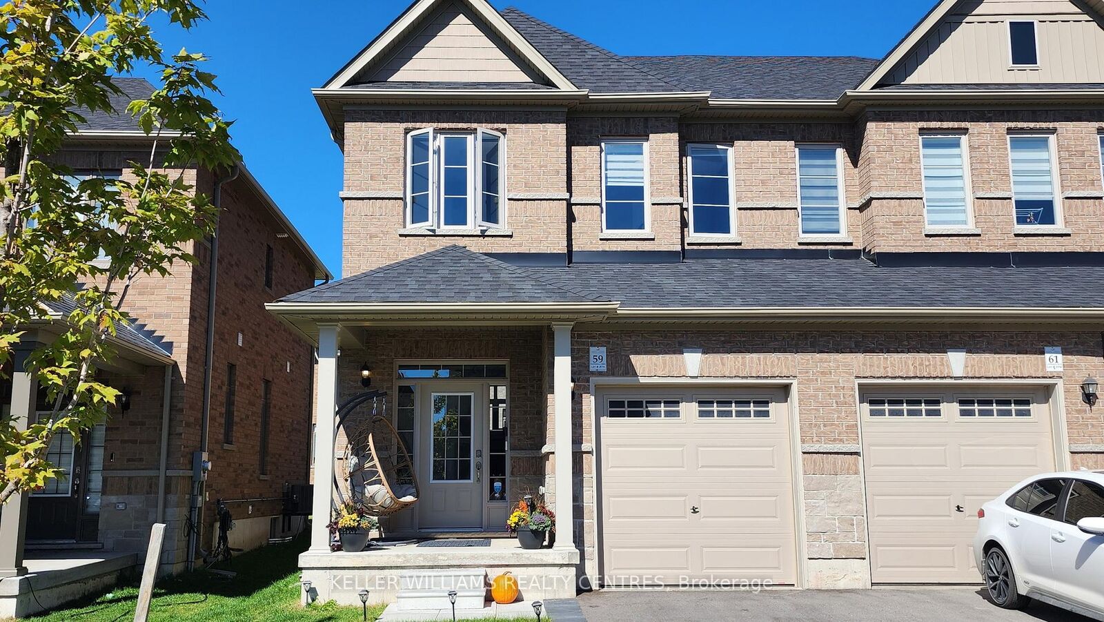 Property Photo:  59 Copperhill Heights  ON L9J 0K6 
