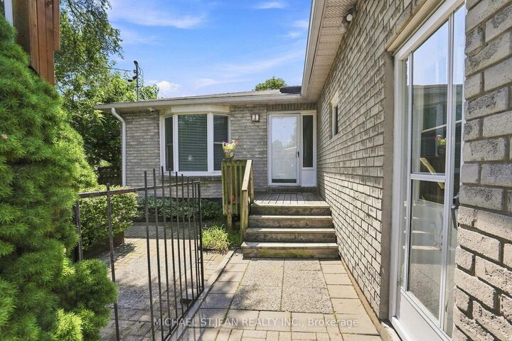 Property Photo: 24 Hill Street ON L8P 1W7