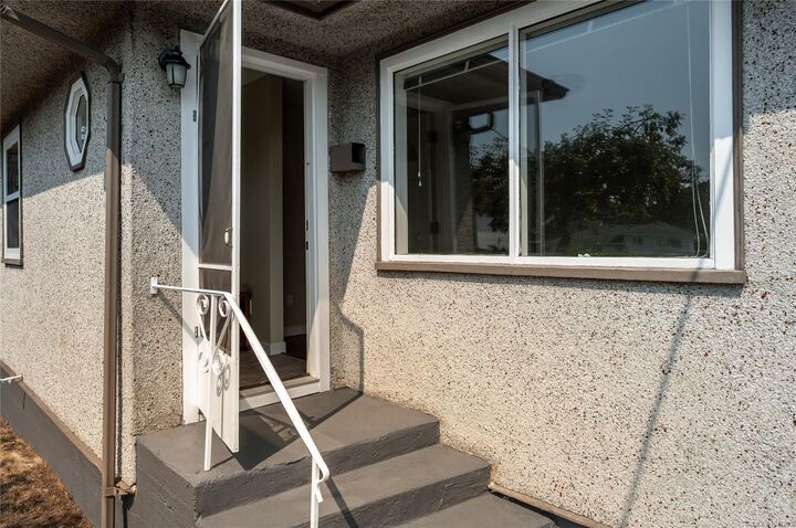 Property Photo:  740 Begbie St  BC V9S 1N8 