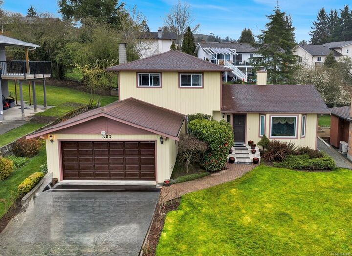 803 Kimberly Pl — photo 1