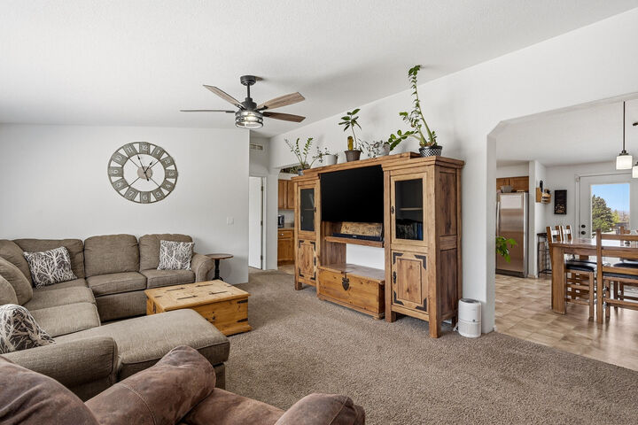 Property Photo:  1637 E Midvalley Rd  UT 84721 