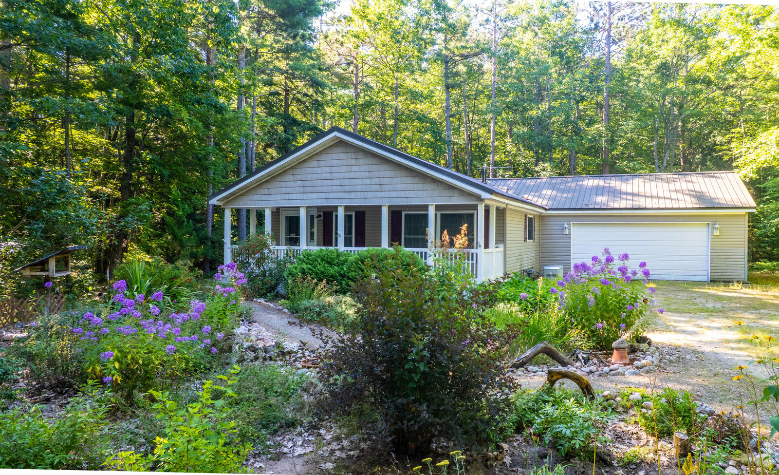 Property Photo: 8200 Lakewood Drive MI 49721