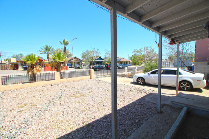 Property Photo:  1513 W Taylor Street A And B  AZ 85007 