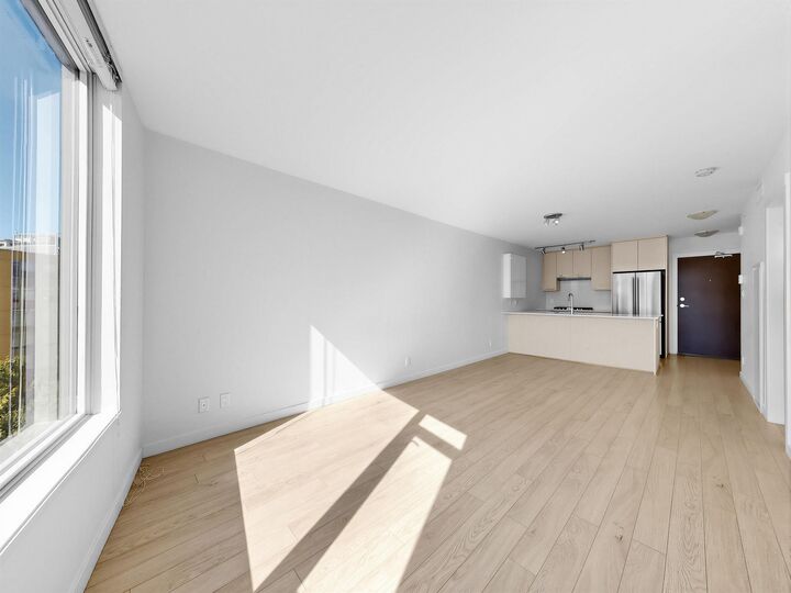 Property Photo: 7708 Alderbridge Way 808 BC V6X 0P9