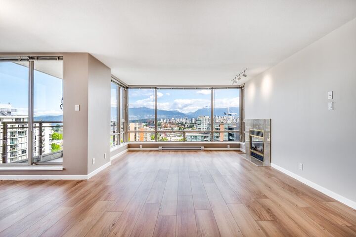 Property Photo:  1590 W 8th Avenue 1002  BC V6J 4R8 