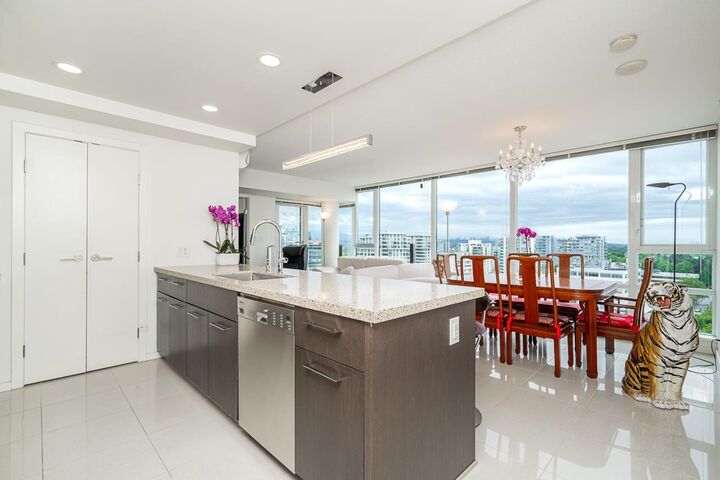 Property Photo: 7988 Ackroyd Road 1607 BC V6X 0K6