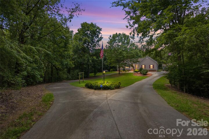 Property Photo: 4006 Old Pageland Marshville Road NC 28174