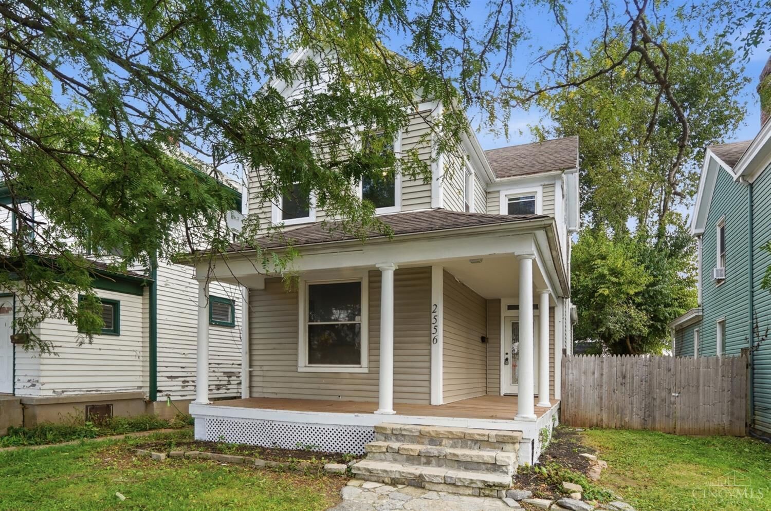 Property Photo:  2556 Pleasant Avenue  OH 45015 