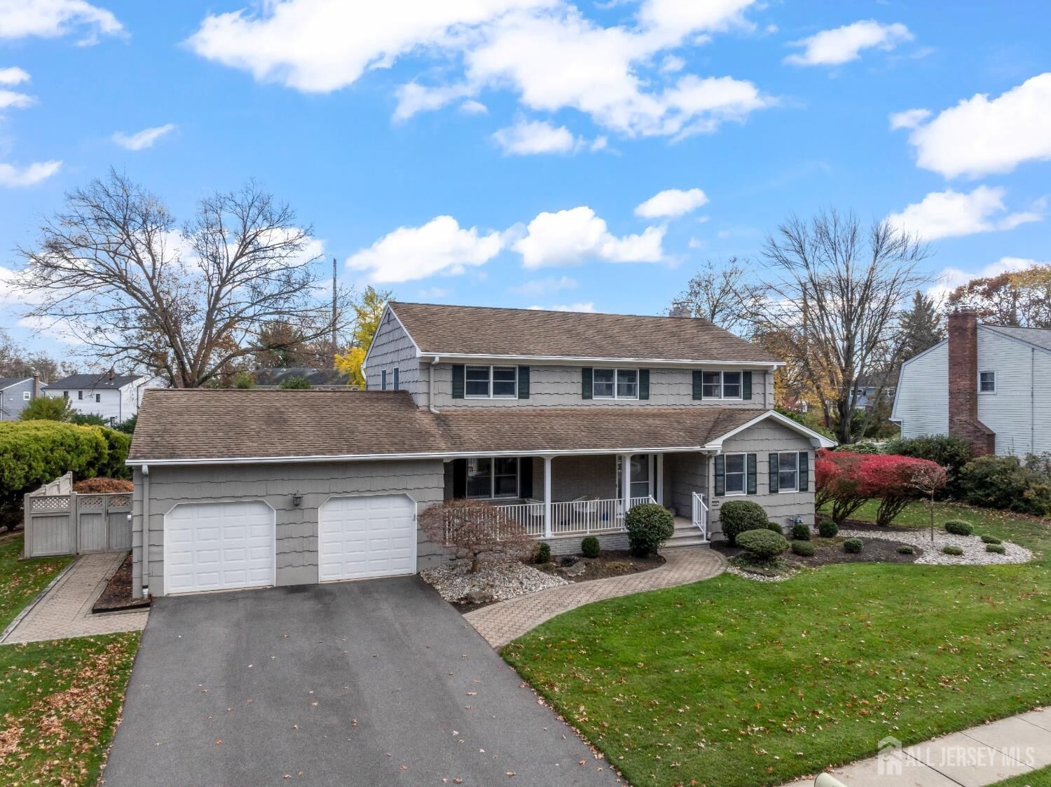 Property Photo:  990 Hoover Drive  NJ 08902 