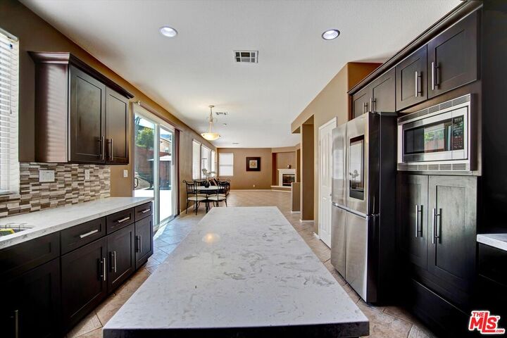 Property Photo:  9071 Evonvale Dr  CA 92883 