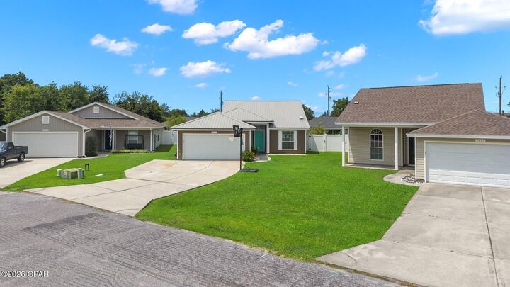 Property Photo:  3005 Nowell Court  FL 32405 