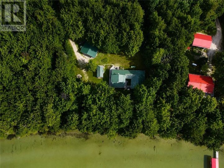 Property Photo:  27 Peacock Trail  ON  