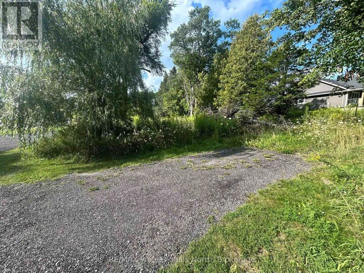 Photo de la propriété:  4437 Highway 7  ON K0L 2W0 