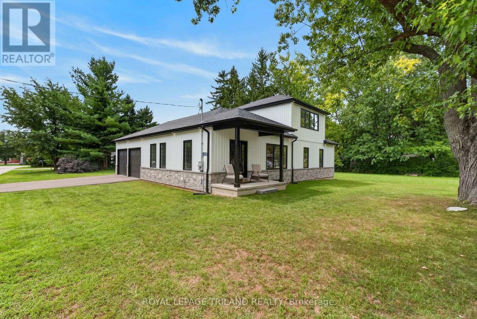 Property Photo: 4397 Mill Crescent ON N0M 1A0