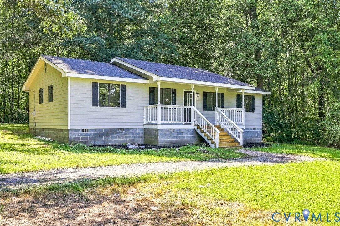 Property Photo: 85 Columbia Road VA 23027