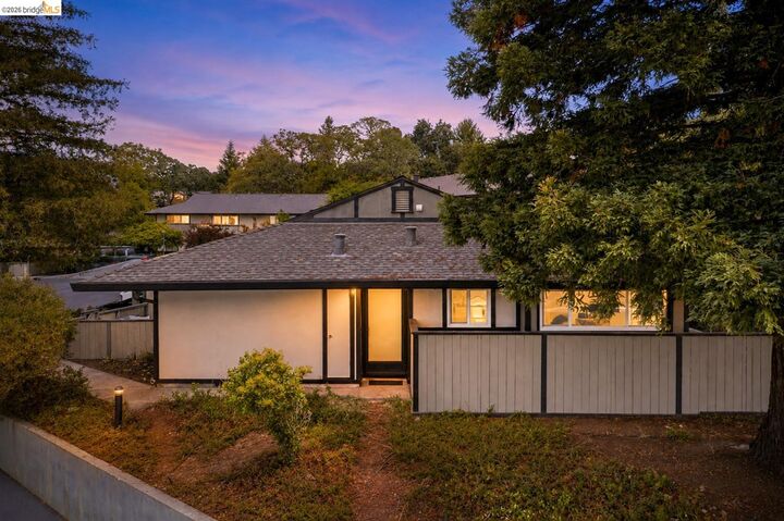 Property Photo:  1026 East Ave  CA 94559 