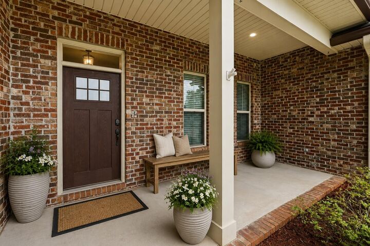 Property Photo: 900 Tadpole Avenue FL 32578