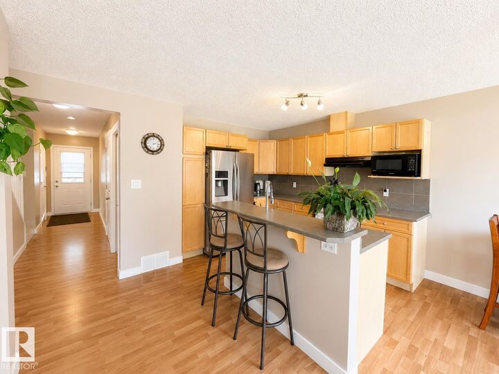 Property Photo:  21207 90 Ave NW  AB T5T 6Z1 
