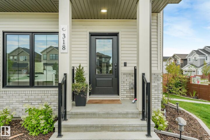 Property Photo:  318 Jensen Lakes Boulevard  AB T8N 7Z4 