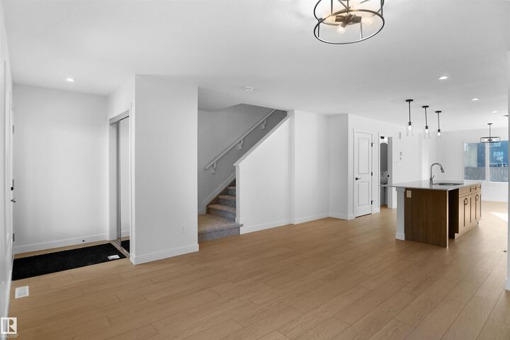 Property Photo: 261 Falcon Crescent AB T0B 3M3