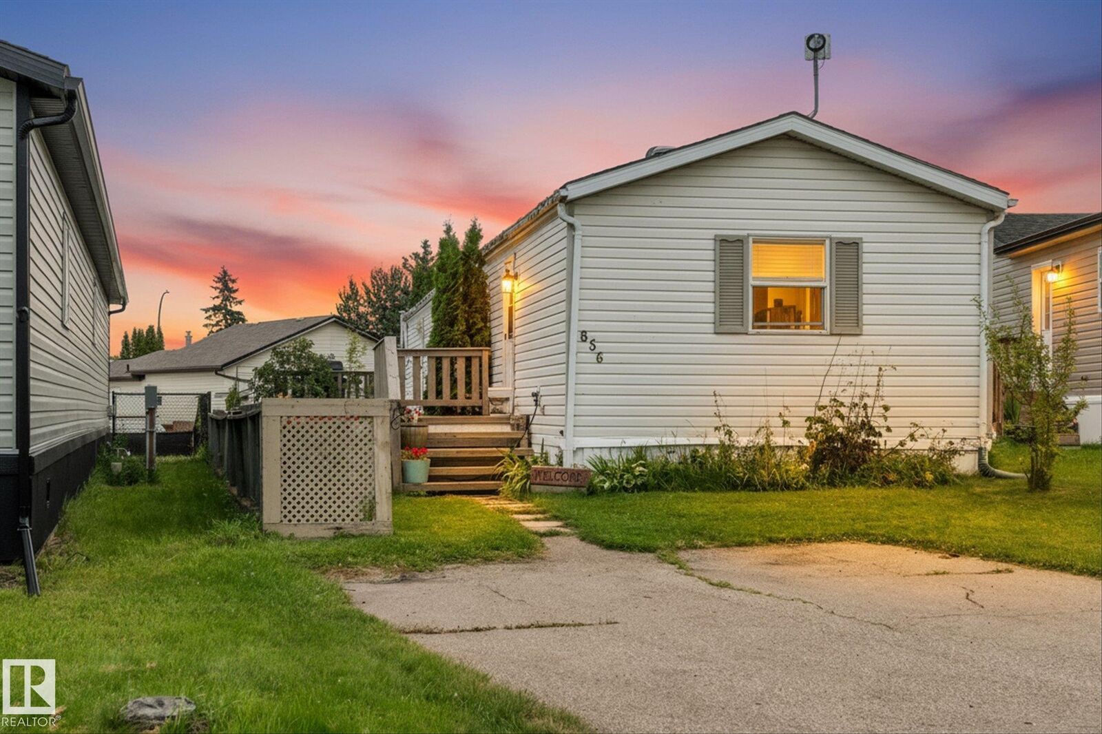 Property Photo:  856 53222 Range Road 272  AB T7X 3R3 