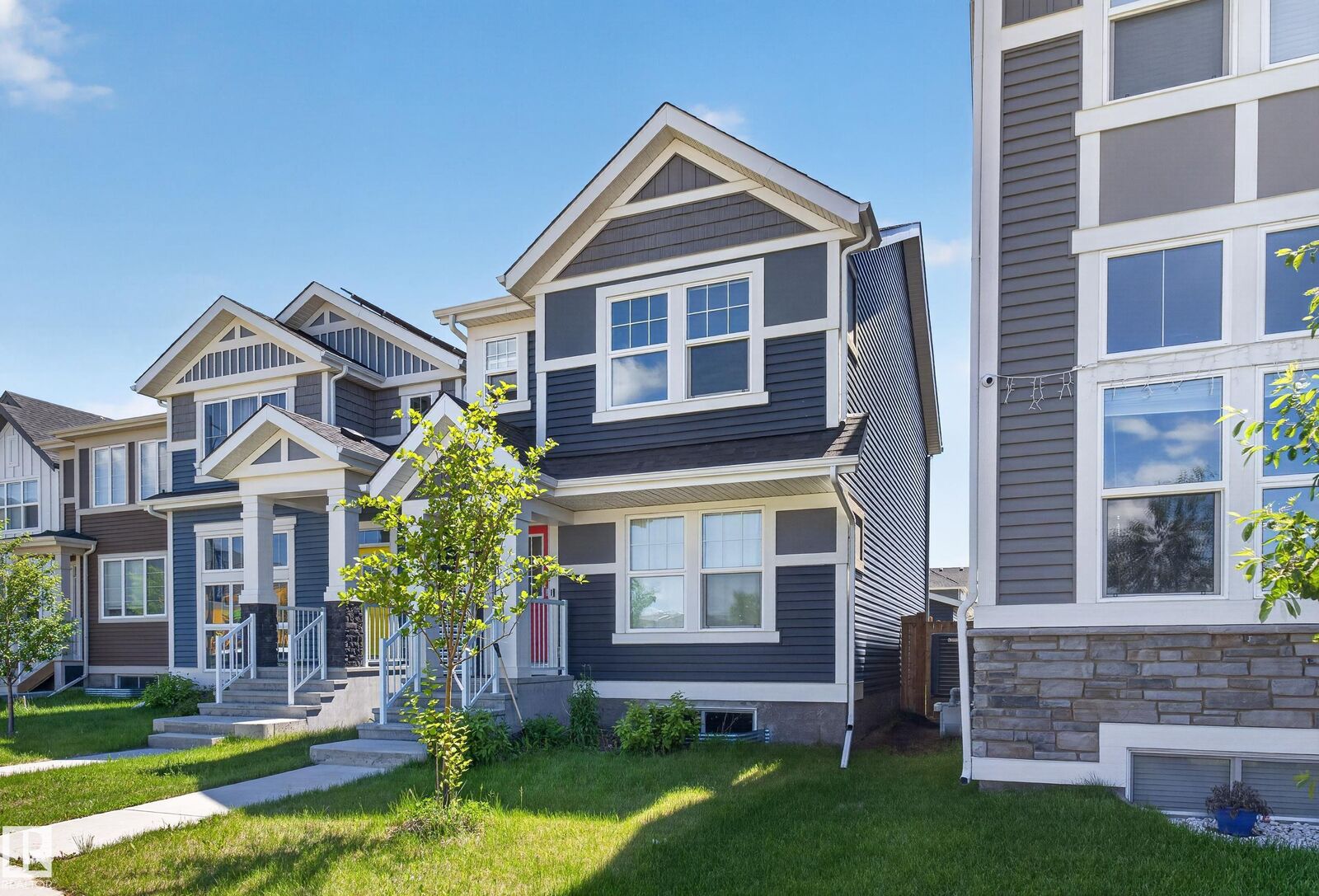 Property Photo:  749 Southfork Drive  AB T9E 1N9 