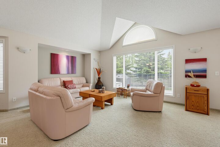 Property Photo: 600 Regency Drive 15 AB T8A 6L6