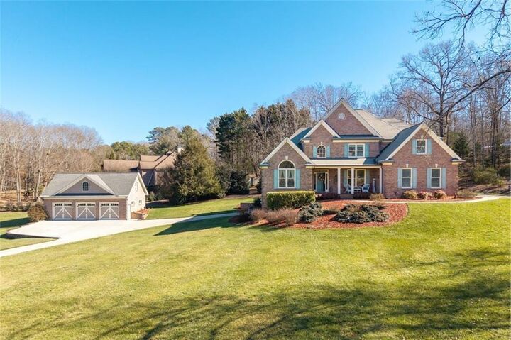 Property Photo: 8015 Hurakan Creek Crossing GA 30028