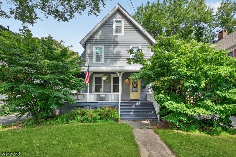 Property Photo:  46 Greenwood Ave  NJ 07940 