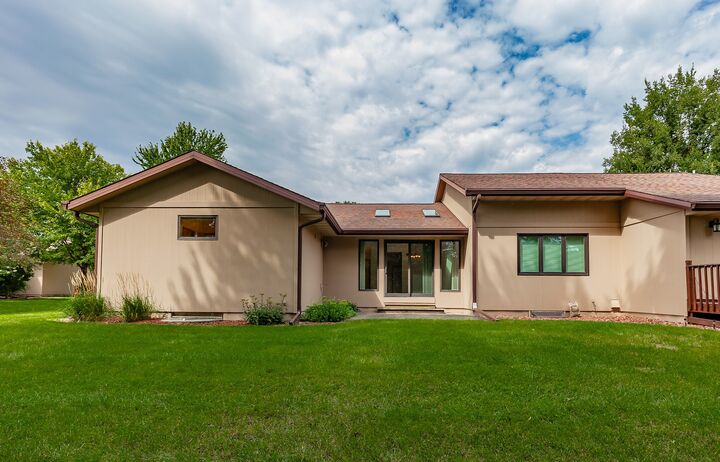Property Photo: 1514 Indiana Avenue IA 50014