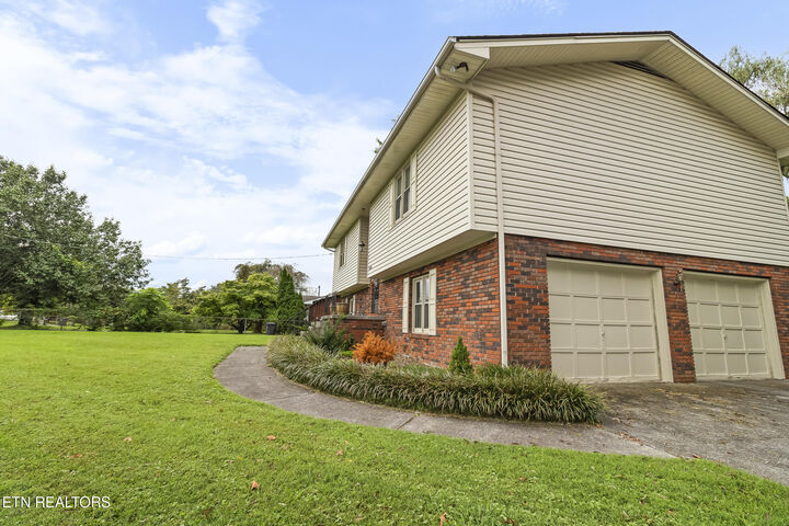 Property Photo:  4997 Beverly Rd  TN 37918 