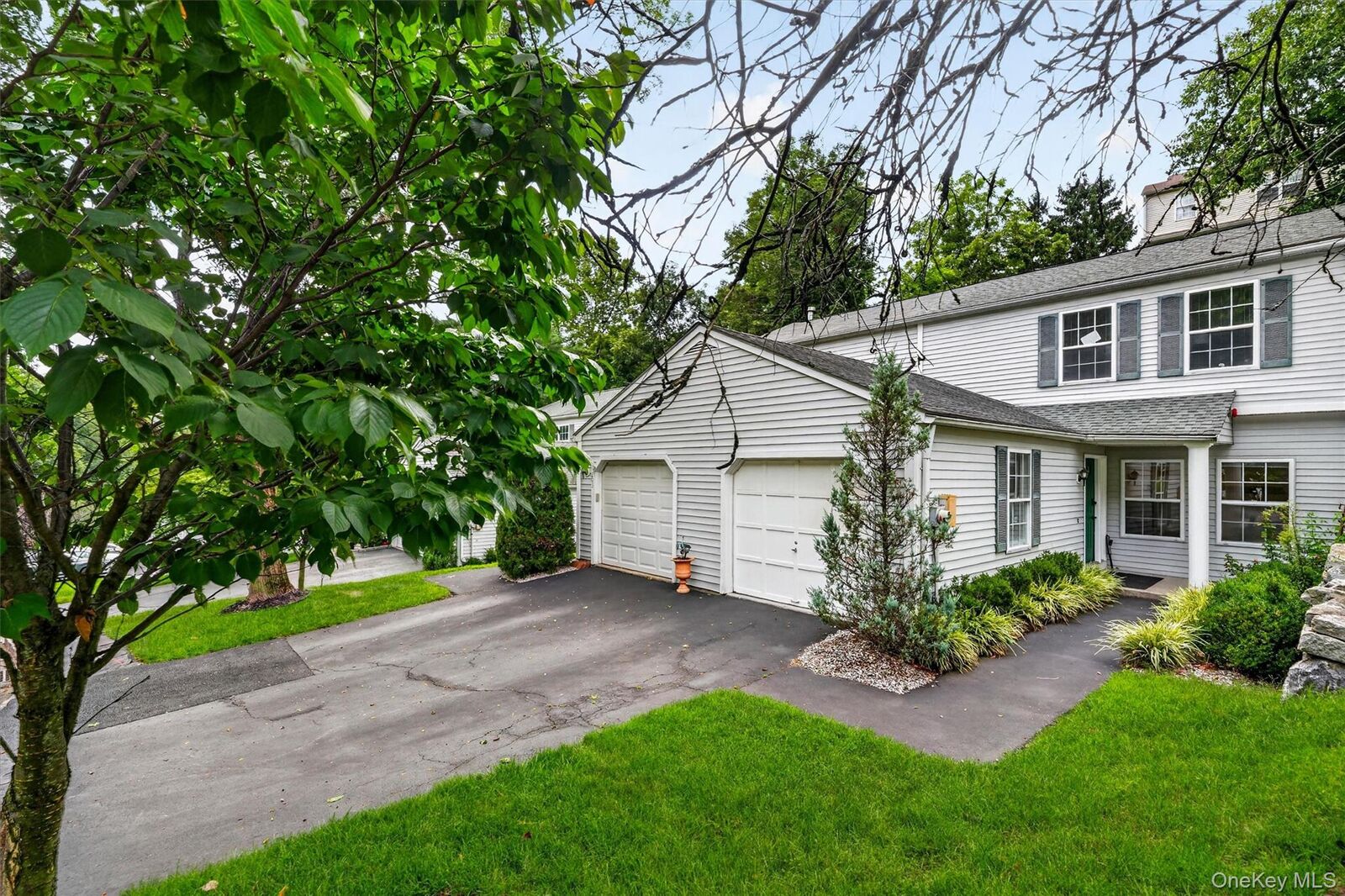 Property Photo:  204 Watch Hill Drive  NY 10591 