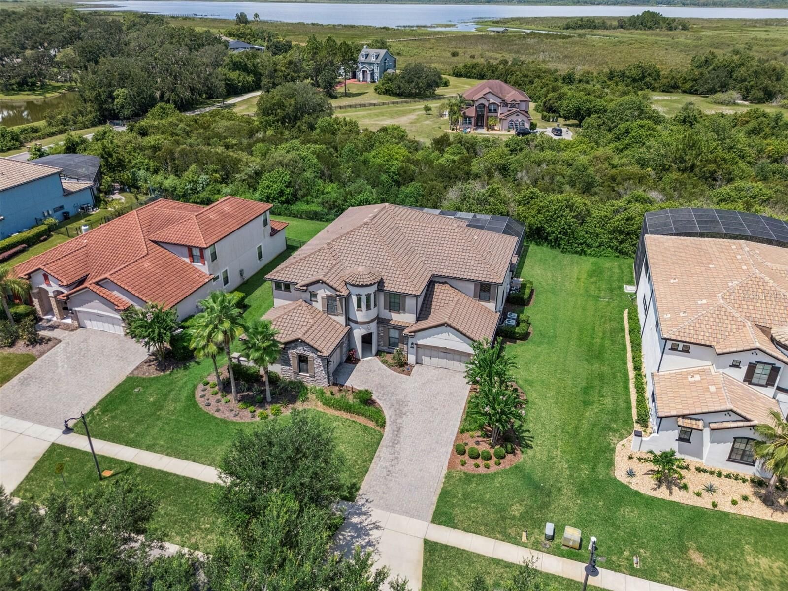 Property Photo: 5205 Waterside Vista Lane FL 34771