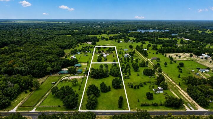 Property Photo: 15355 SE 113th Street Road FL 32179