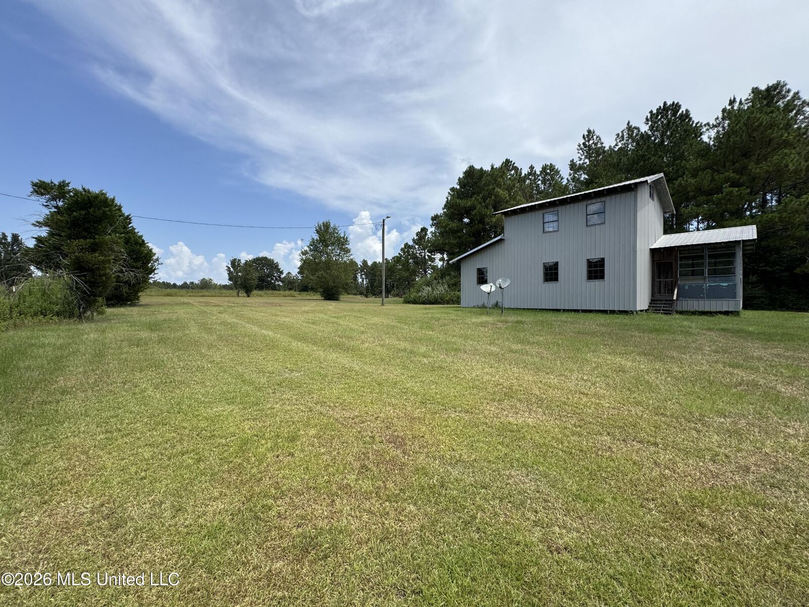 Property Photo:  375 Ms-13  MS 39577 