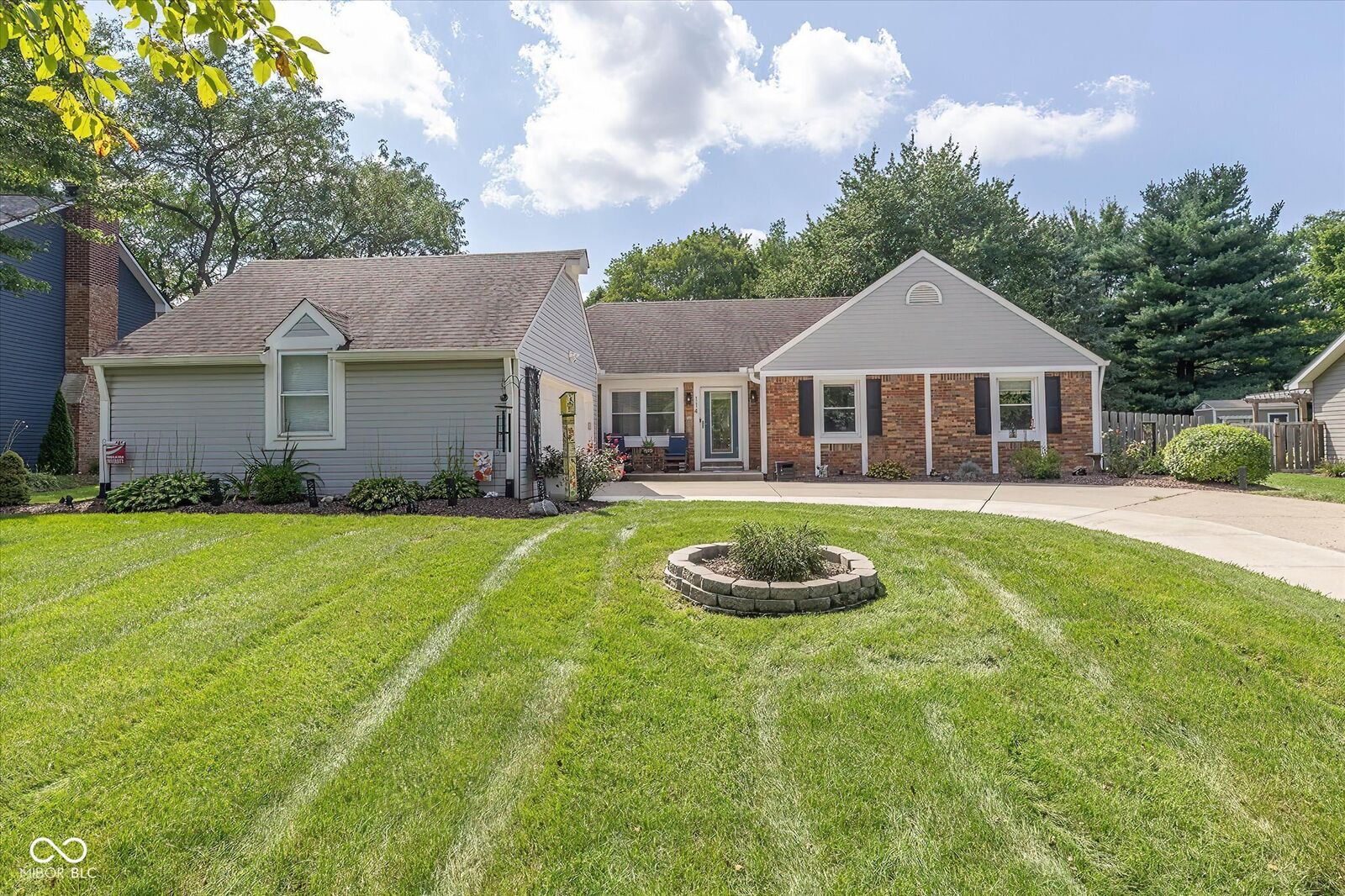 Property Photo:  114 Maplewood Drive  IN 46062 
