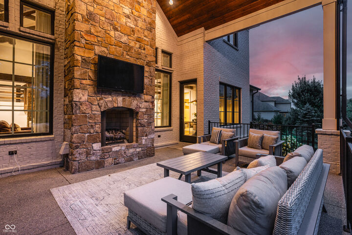 Property Photo:  6702 Berkley Court  IN 46077 