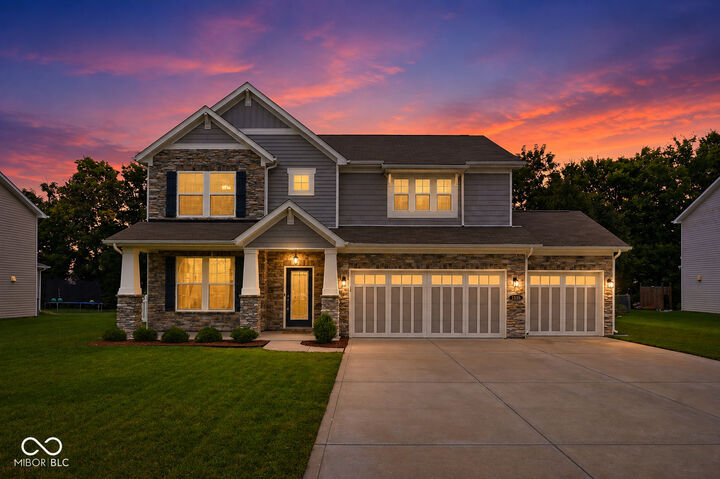 Property Photo:  1535 Bearcub Lane  IN 46123 
