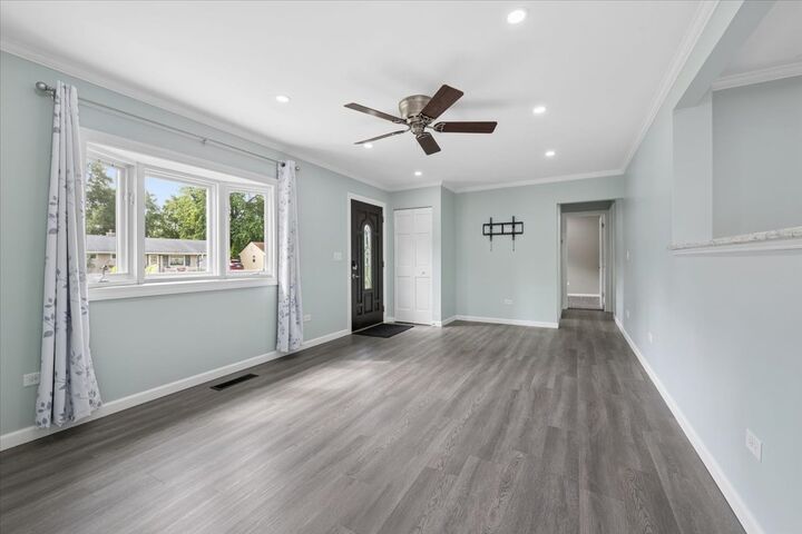 Property Photo:  2207 Marmion Avenue  IL 60436 