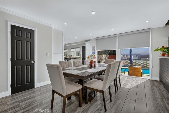 Property Photo:  6754 S Garth  CA 90056 