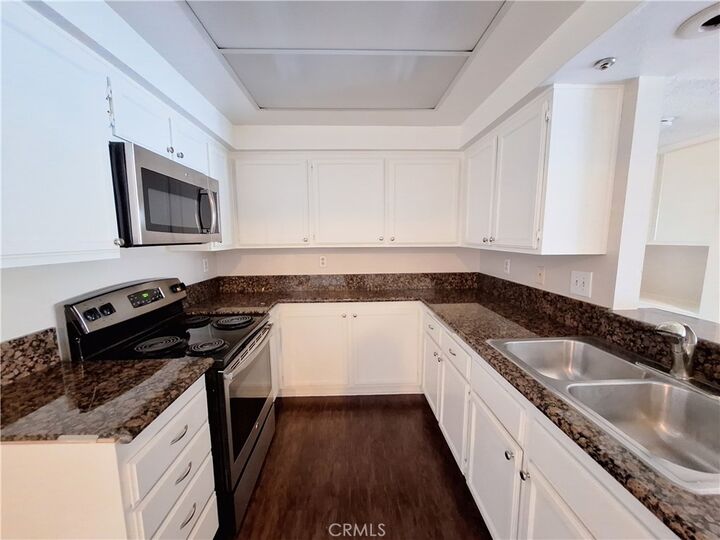 Property Photo:  92 Country Mile  CA 91766 